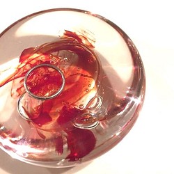 送料無料♪  リングピロー 【Red】ガラス製 ハンドメイド 指輪 アクセサリートレイ 手作り 1枚目の画像