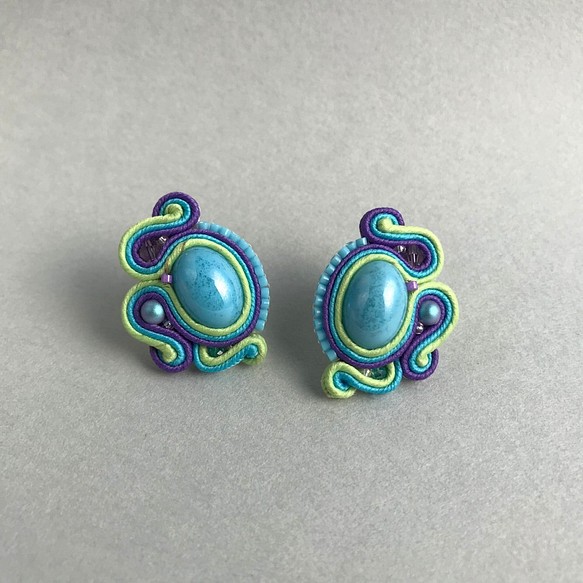 受注生産》紫×水色×黄緑ピアス Feminine Earrings ピアス（スタッド