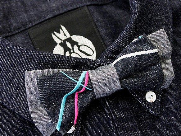 bow tie double collar Original embroidery 第1張的照片
