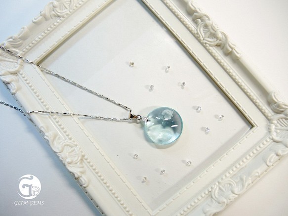 《Ice Crystal 冰晶》海藍琉璃雅緻項鍊-聖潔滿月-N7 第1張的照片