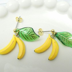 バナナのフルーツピアス☆イヤリングへの変更可 1枚目の画像