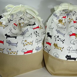 2点セット「にゃんこ！」のお弁当袋＆コップ袋巾着　一枚仕立て　ご入園ご入学　猫ちゃんファンの女の子男の子 1枚目の画像