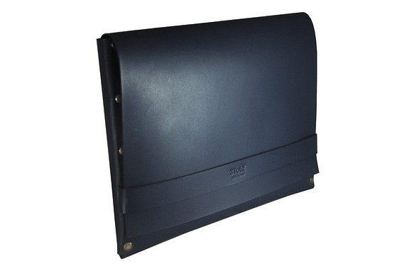 NCL（NAVY）SToLY Leather Clutch Bag/ストーリー レザー クラッチバッグ（牛革） 1枚目の画像