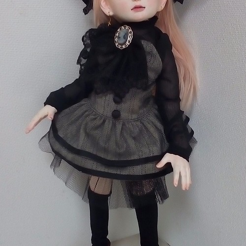 創作人形 黒いドレスの少女 人形 びじゅつすき 通販 Creema クリーマ ハンドメイド 手作り クラフト作品の販売サイト