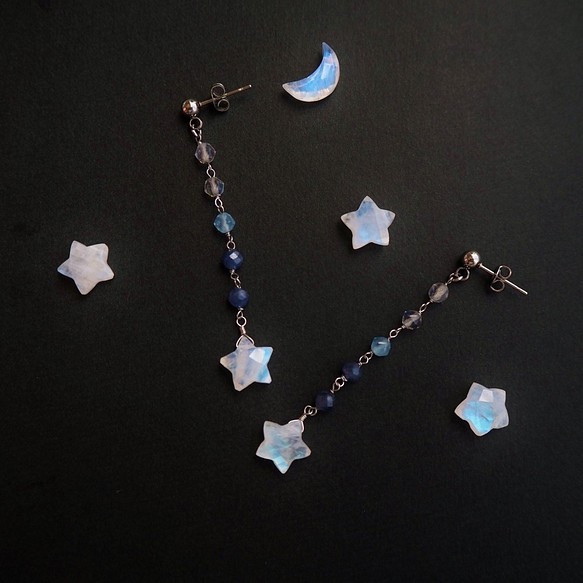 月×星ピアス　レインボームーンストン(シルバー925) 1枚目の画像