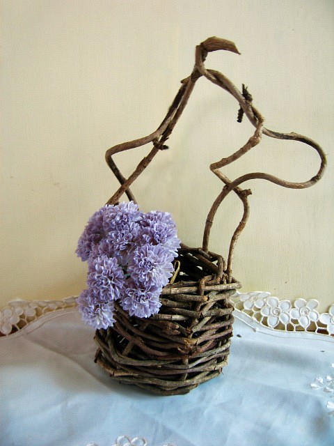 つる で編んだ 花瓶 かご 籠 篭 ヴィンテージ-