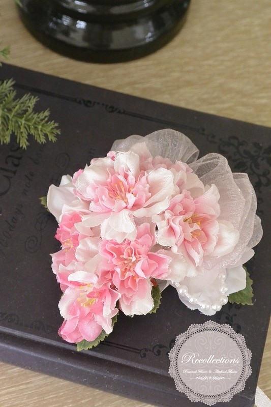 新作★桜いっぱいのふんわり上品パールコサージュ　ピンク 1枚目の画像