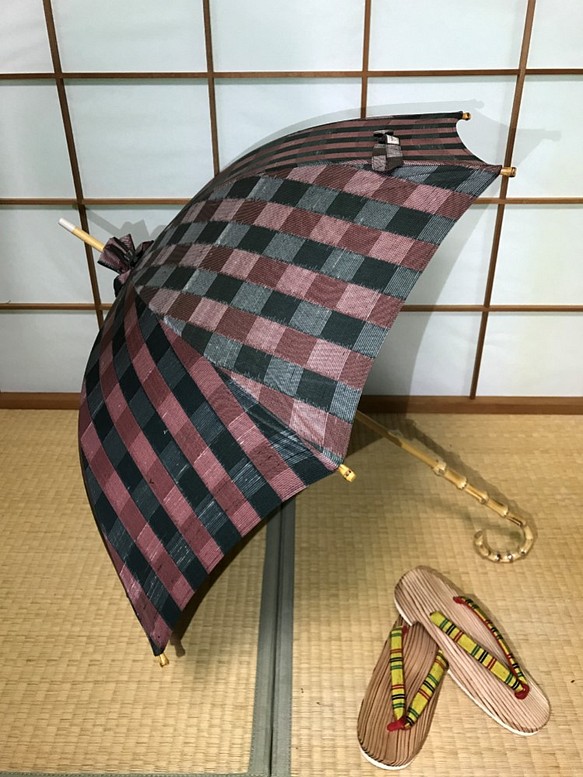 日傘　de　大島紬　格子縞 1枚目の画像