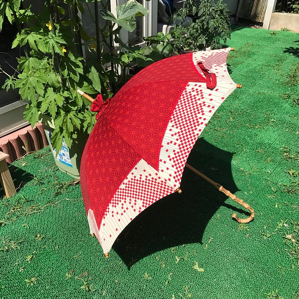 日傘　de　着物　赤麻の葉 1枚目の画像