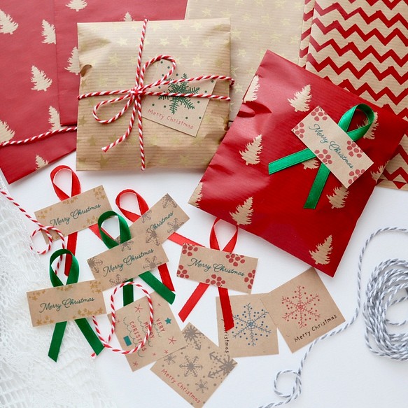 【ラッピングセット！】クリスマスの小袋、リボン、シールセット 1枚目の画像