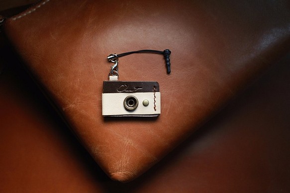 ONE +純粋な手作りカメラスタイルの携帯電話のストラップ、携帯電話の魅力 1枚目の画像