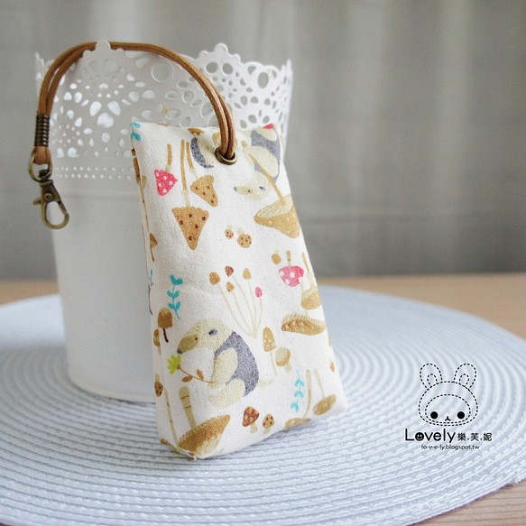 素敵な[日本の綿]マレー貘キノコの庭の立体的なティーバッグジッパーのキー袋、IDカード利用可能、メートル 1枚目の画像