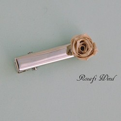 【ロザフィ】1粒のバラ、ヘアクリップ（小） 1枚目の画像