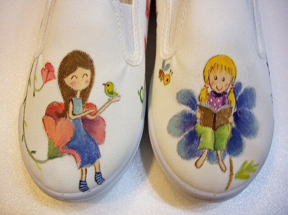可愛手工彩繪童鞋 可客製 甜美女兒系列 第1張的照片