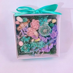 綠色系花盒 乾燥花 木玫瑰 花盒 花禮 生日禮物 情人節禮物 第1張的照片