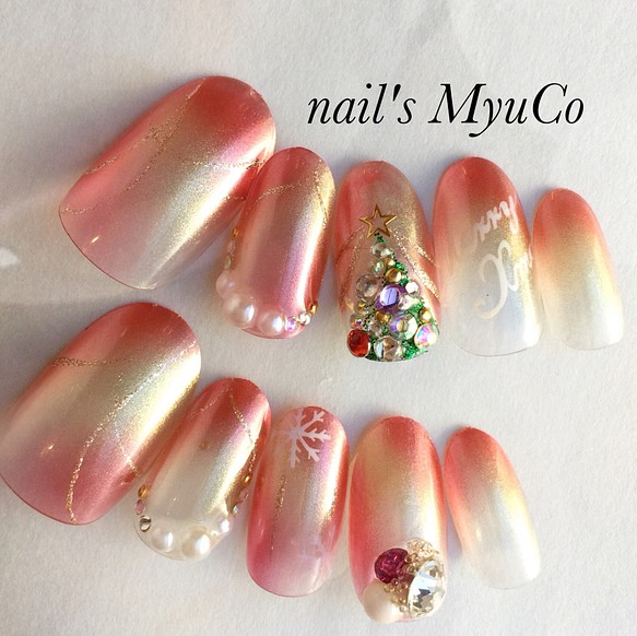 17クリスマスデザイン ネイルチップ ネイルチップ ネイルシール Nail S Myuco 通販 Creema クリーマ ハンドメイド 手作り クラフト作品の販売サイト