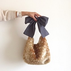 3way eco fur ribbon tote bag（バンビ柄） 1枚目の画像