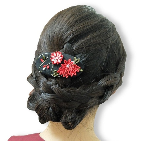 バレッタ 正絹 つまみ細工 水引 髪飾り ヘアアクセサリー 成人式 卒業式 菊 絵巻 1枚目の画像