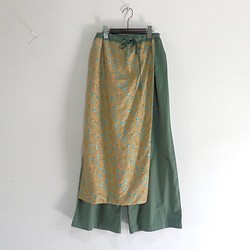 總刺繡小花圖案/裹裙式褲子“Sage Green” 第1張的照片