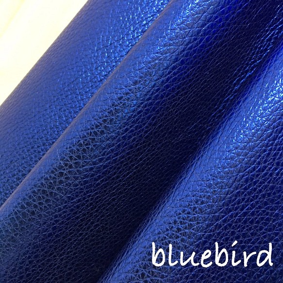 36cm×20cmカルトナージュ用　薄手レザー(シュリンク加工） (Blue bird） 1枚目の画像