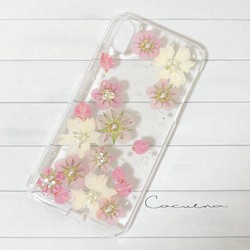 【送料無料・ネーム無料】イチゴの花と千鳥草のiPhone・Android押し花ケース 1枚目の画像