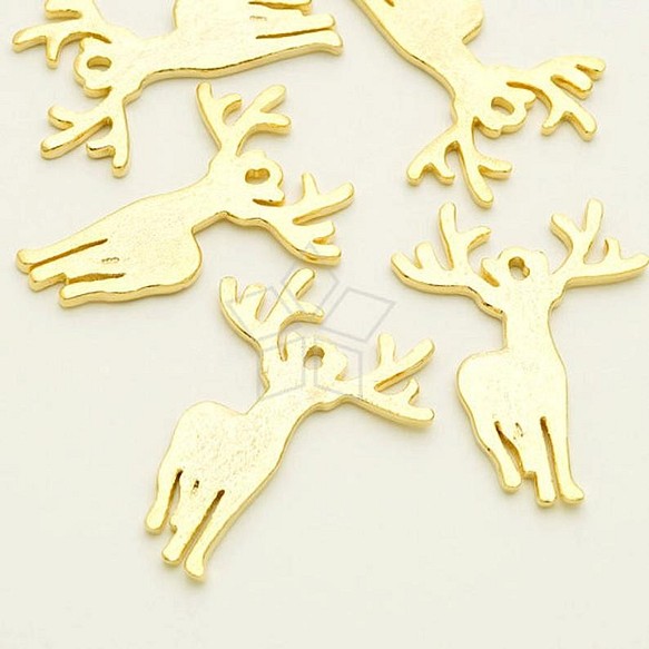 【1個入り】平たいシカペンダント、鹿チャーム、28㎜、トナカイ、クリスマスプレゼント、ゴールド/PD-1754-GD 1枚目の画像