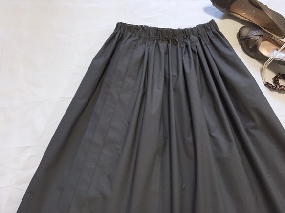 コットン100％タックを入れギャザースカート   【受注製作】色、サイズ有り 1枚目の画像