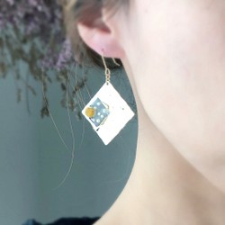 方形黃花和珍珠/耳環/耳環 第1張的照片