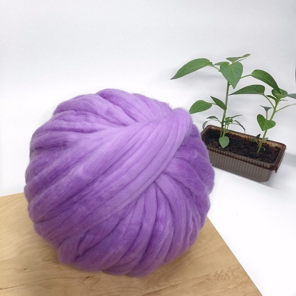 Premium 17.5 microns - 100% Merino Wool Chunky Yarn Lavender 1枚目の画像