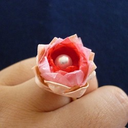 和紙で作った桜カラーのおりがみ花リング/指輪 1枚目の画像