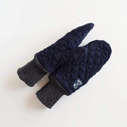 最大約5℃発熱ファー【レディース】幾何学模様のミトン手袋 1枚目の画像