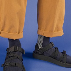 藏灰 LANDING series 造型中筒襪 第1張的照片