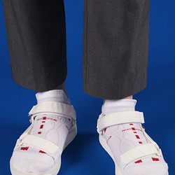 銀紅／Silver Red 造型短襪 第1張的照片