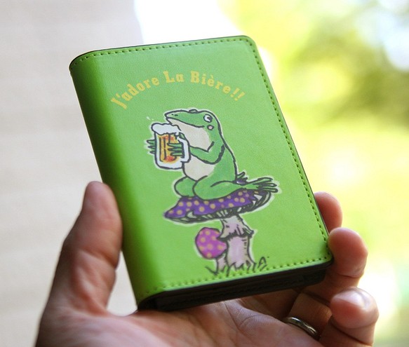 名刺・カードケース　カエルがビールで乾杯（あまがえる） 1枚目の画像