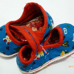 5ヶ月- 1歳5ヶ月児童の布靴 1枚目の画像