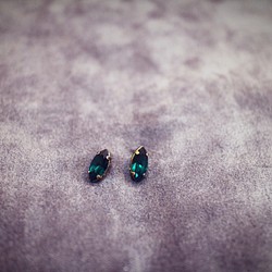 簡單系列 舒適隨興 施華洛世奇馬眼水晶鑽 爪鑽 單顆寶石耳環 祖母綠 針式/夾式 第1張的照片