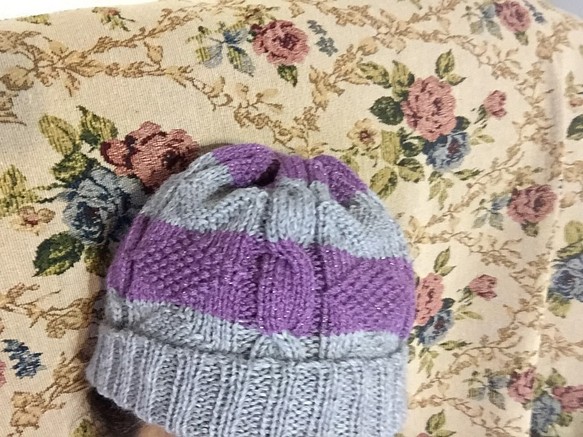 模様編みニット帽、一点物 1枚目の画像