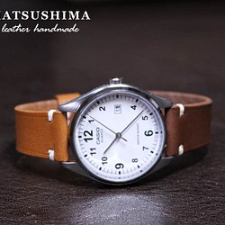 [CASIO×サドル・チョコ&キャメル] リメイク腕時計。革：栃木レザー、糸：フランス産リネン糸。2トンカラー。 1枚目の画像