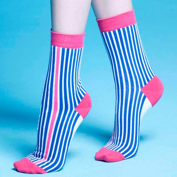 棉襪－女生襪子－簡約襪子－粉紅色藍色短襪 第1張的照片