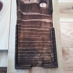 携帯カバー 木製 アンティーク調 ウォールナット 1枚目の画像