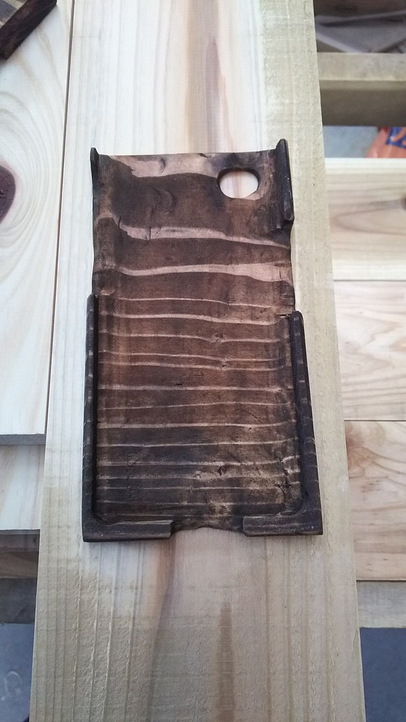 携帯カバー 木製 アンティーク調 ウォールナット 1枚目の画像