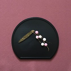 ラムネのような餅花風帯飾り(白×ピンク) 1枚目の画像