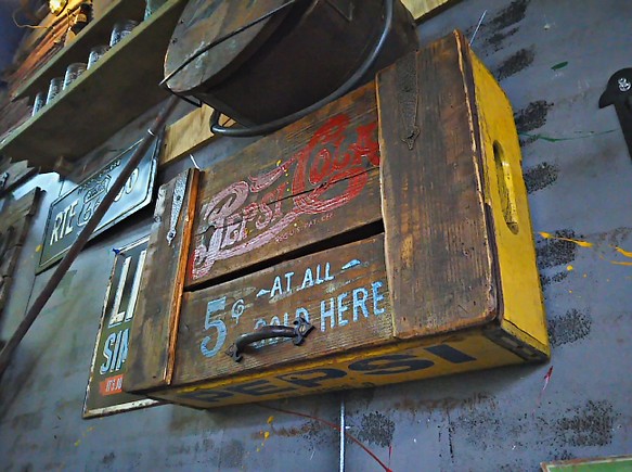 アメリカンヴィンテージ/
《PEPSI》 ペプシコーラ/
ウォールシェルフ（横型）
飾り棚 ウッドボックス/
#店舗什器 1枚目の画像