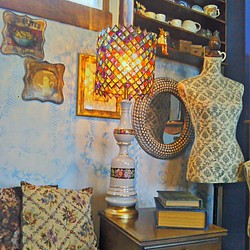アメリカン ヴィンテージ/
ビーズ ステンド /
陶器（セラミック）スタンドランプ/　
Antique  Lamp/ 1枚目の画像