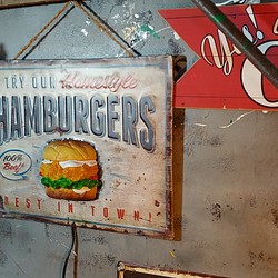 アメリカンダイナー Style/
BURGERS（ハンバーガー）
シャビー ヴィンテージ ボード/
サインボード（看板） 1枚目の画像