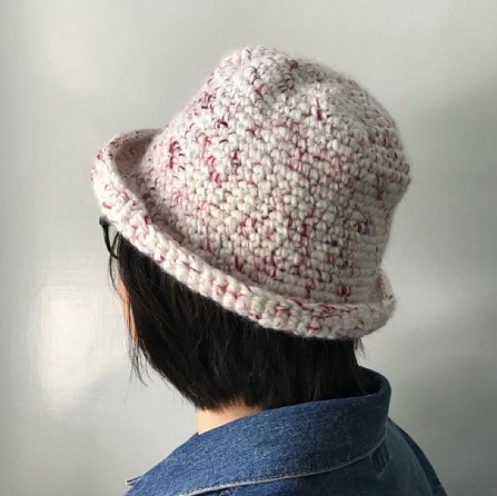 羊毛編織莓果/芒果優格漁夫帽（兩色可選） 第1張的照片