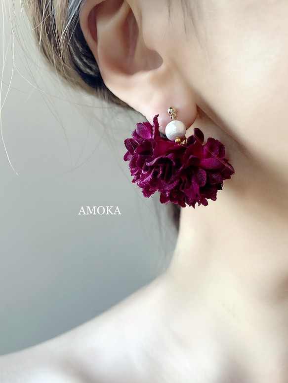 ミニマム お花ピアス イヤリング レッド ピアス Amoka 通販 Creema クリーマ ハンドメイド 手作り クラフト作品の販売サイト