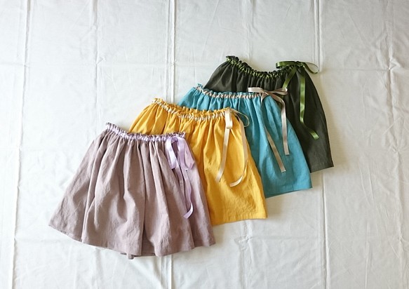 春のスカート・リボン付きコットンリネンのギャザースカート(ポケット付き) 100〜140サイズ 1枚目の画像