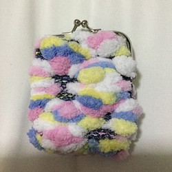 お値下げ❤️ボコボコ毛糸で作ったがま口コインケース 1枚目の画像
