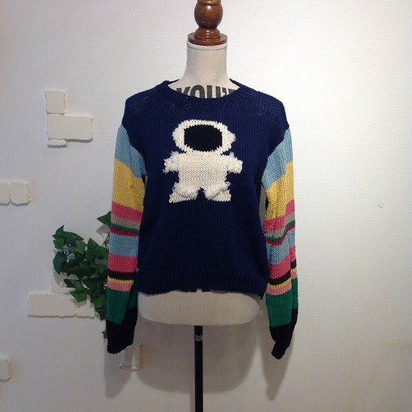 【手編み】宇宙飛行士手編みセーター　濃紺 1枚目の画像